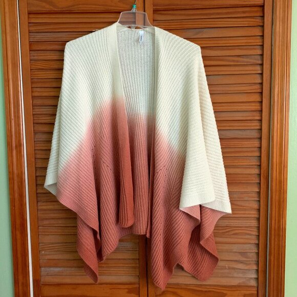 Torrid Dip Dye Ruana Wrap - Picture 1 of 3